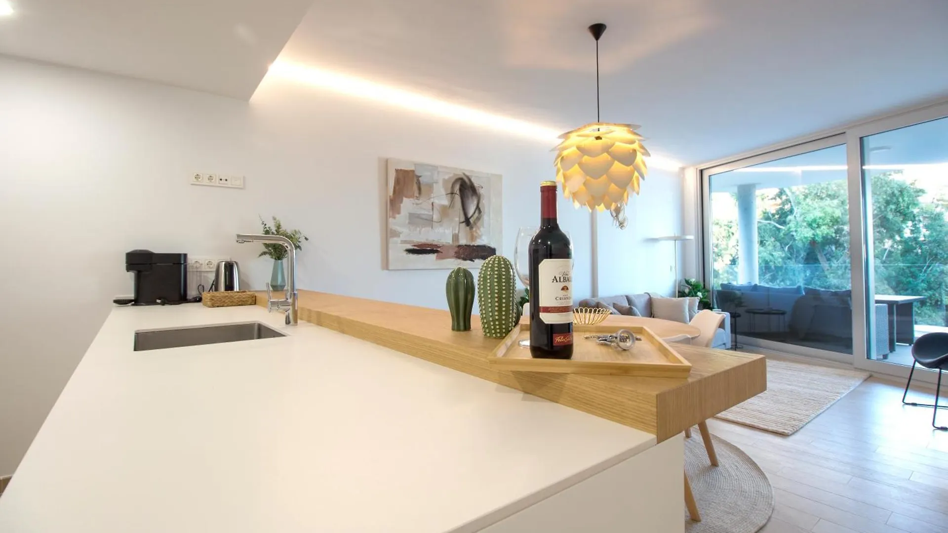Sea View Apartment Near The Beach Fuengirola