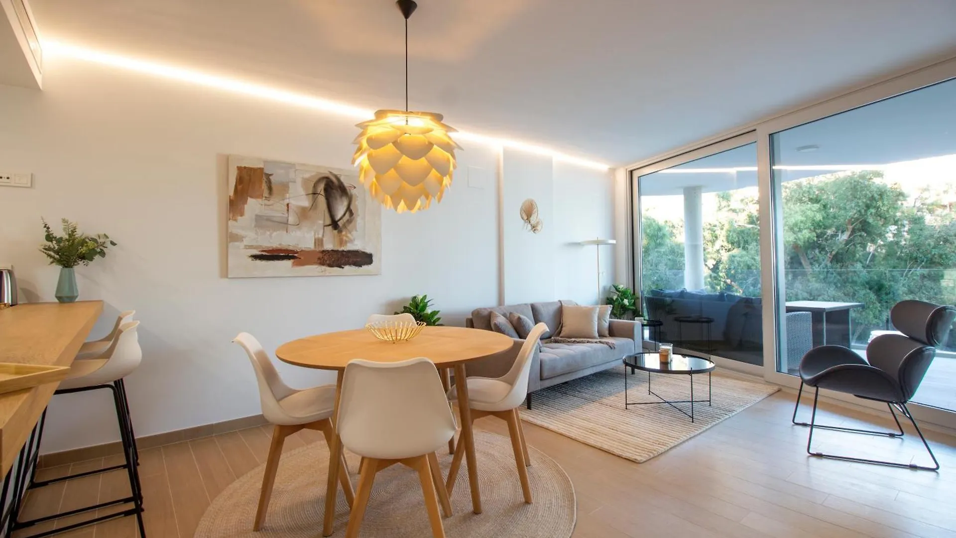 Sea View Apartment Near The Beach Fuengirola